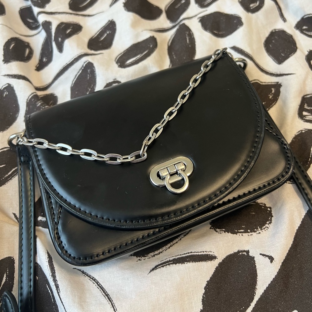 Black Crossbody Bag with Silver Chain